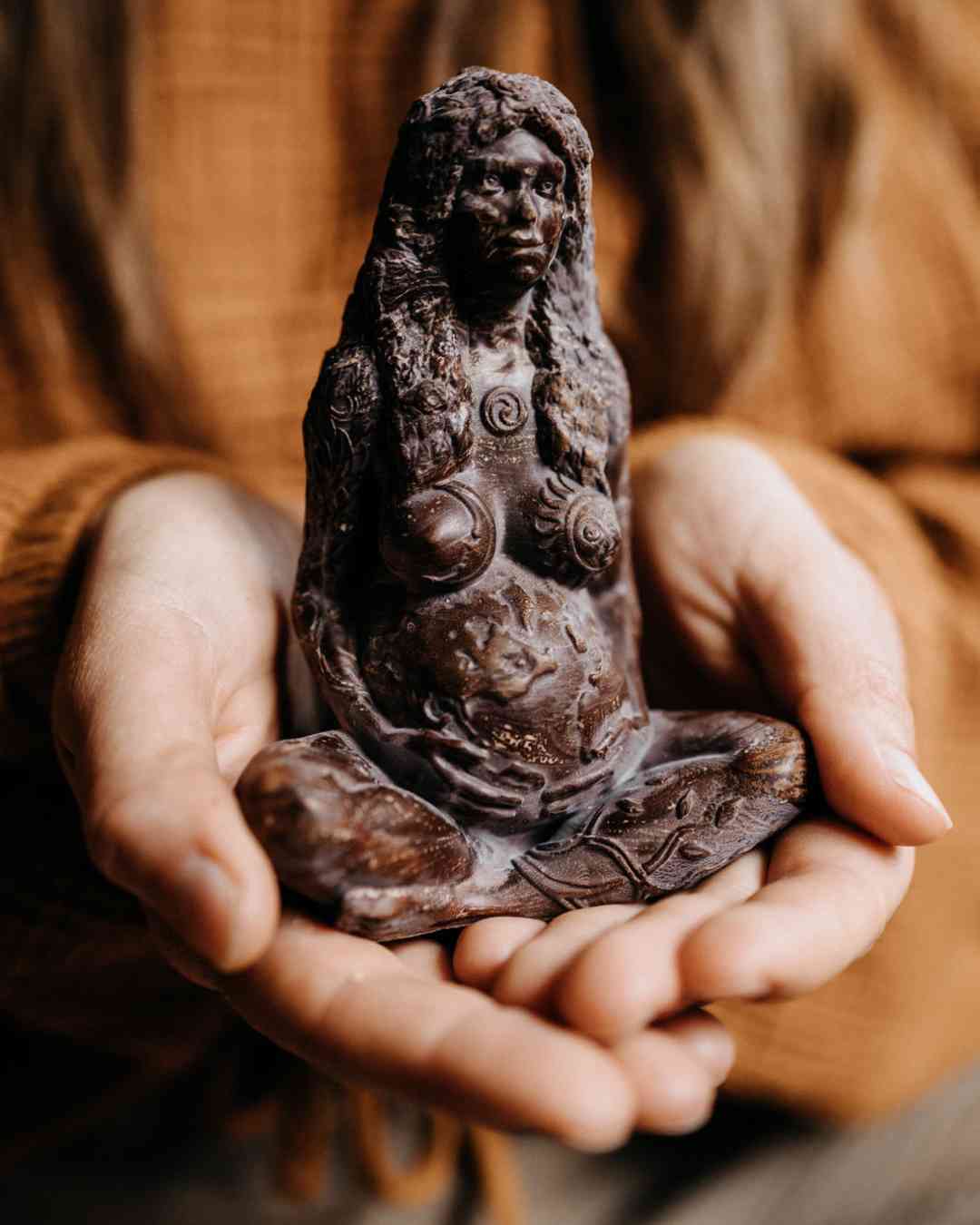 Altar figure: Mama Cacao