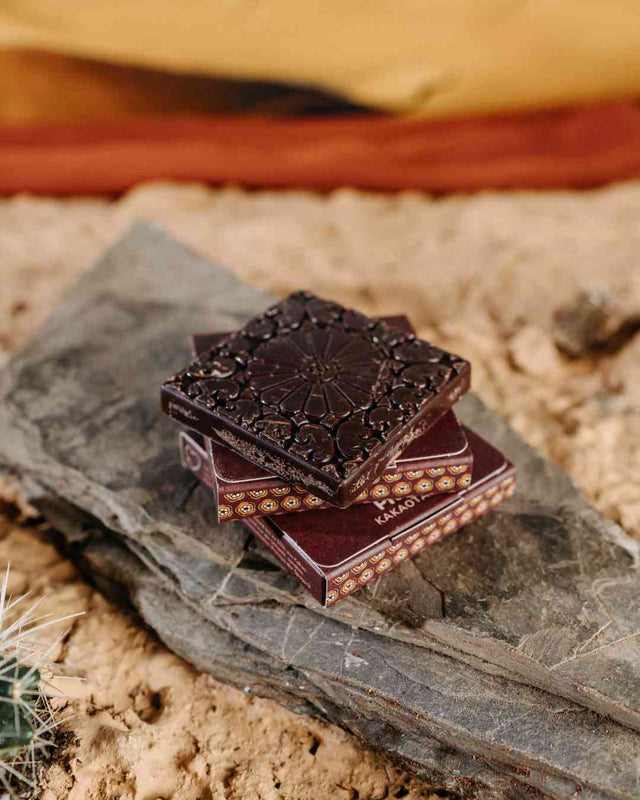 The Chuncho Gift Bundle: Ceremonial Cacao bars with Instructions and Affirmations