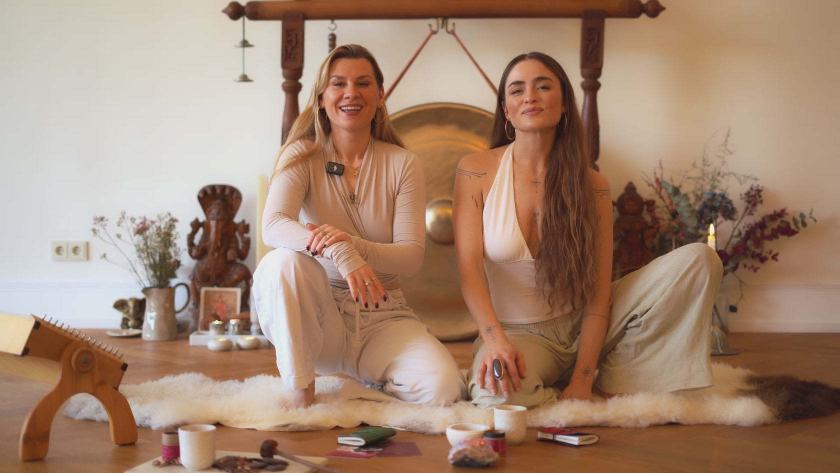 kakao-mischa.myshopify.com video